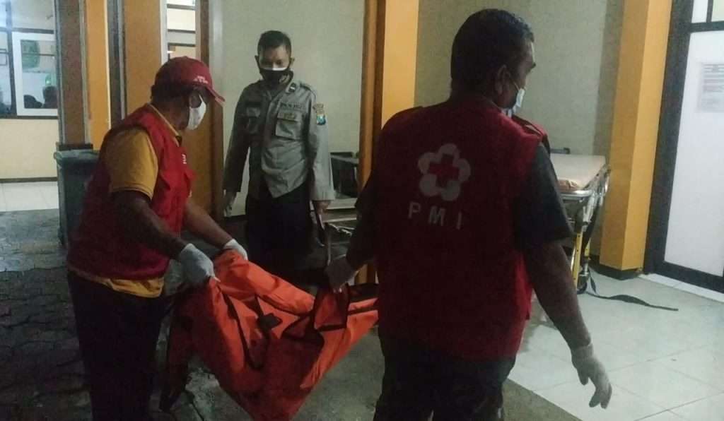 ED7647A3-B001-464A-B59E-DC4764495339