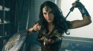 Sosok Wonder Woman Terlihat di Lokasi Syuting Film The Flash