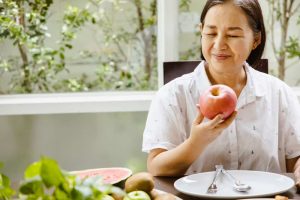 Ini 6 Tips agar Tetap Sehat Saat Masa Menopause