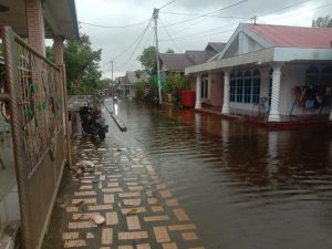 Hujan Deras Guyur Pontianak, Puluhan Rumah Warga di Dua Kelurahan Tergenang Air