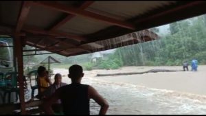 Banjir Hantam Puluhan Rumah Warga di Kayong Utara Tergenang