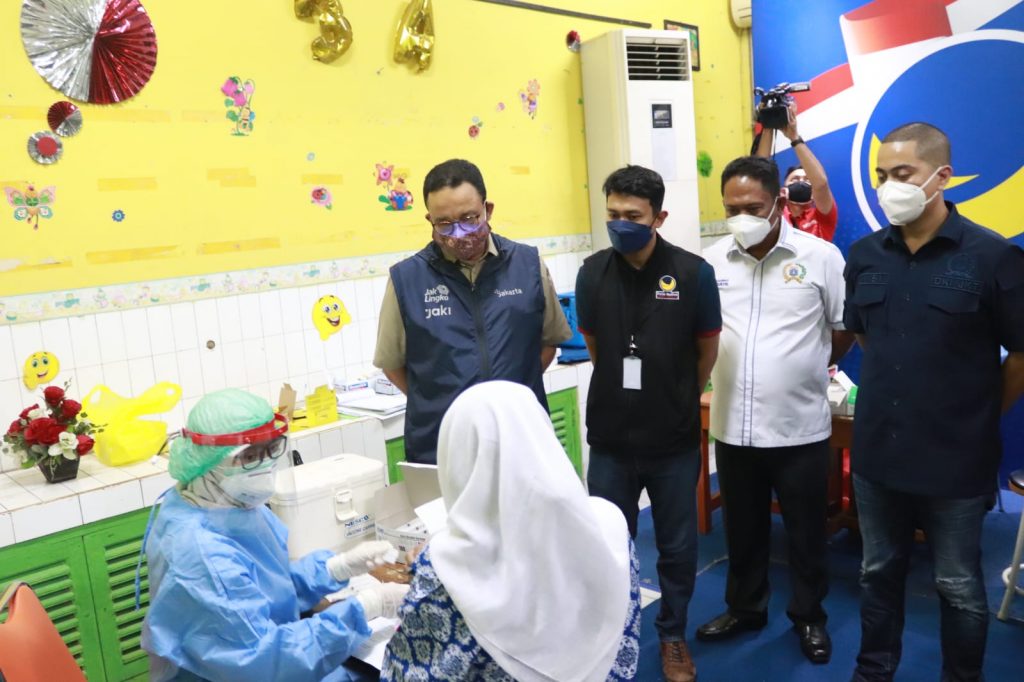 Anies Baswedan Sebut NasDem Ikut Berperan Penuhi Target Vaksinasi Jakarta