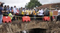 Menteri PUPR Tinjau Langsung Penanganan Banjir Bandang di Desa Bulukerto