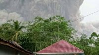 Pasca Gunung Semeru Erupsi, Dua Kecamatan di Kabupaten Malang Terdampak Hujan Abu