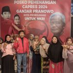 Posko Pertama Ganjar Pranowo di Kota Probolinggo Diserbu Emak-emak Pelaku UMKM