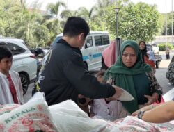 Solidaritas Nelayan Indonesia [SNI] Muara Baru Gelar Operasi Beras Murah