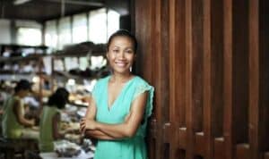 foto source pinterest, Ni Luh Djelantik